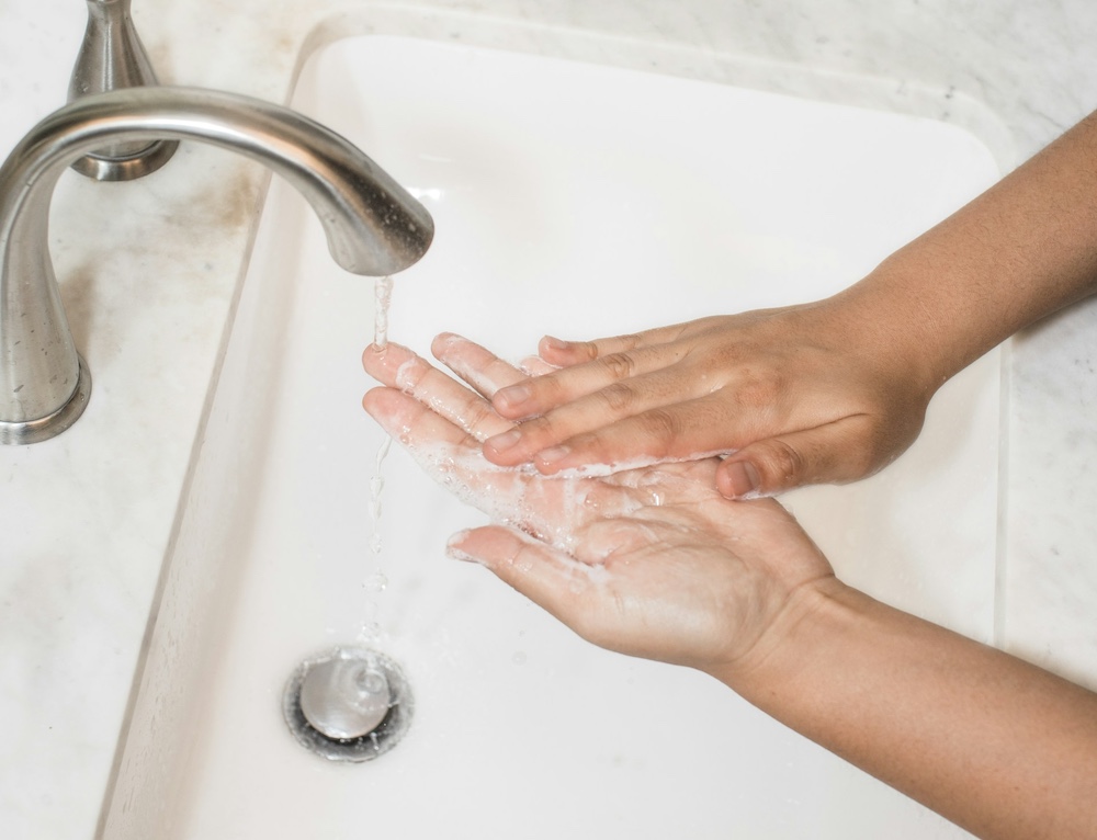 wash hands